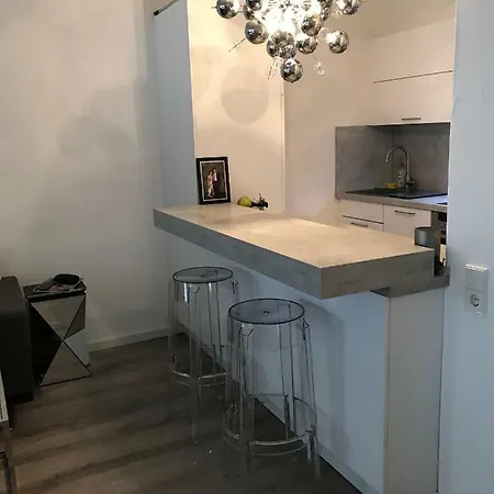 Modernes, Messenahes 1-zi-appartment Lägenhet Hannover